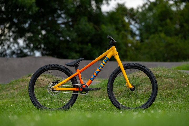 マリン MARIN25 ALCATRAZ 24 COMP(アルカトラズ) 24型 YELLOW FEDE