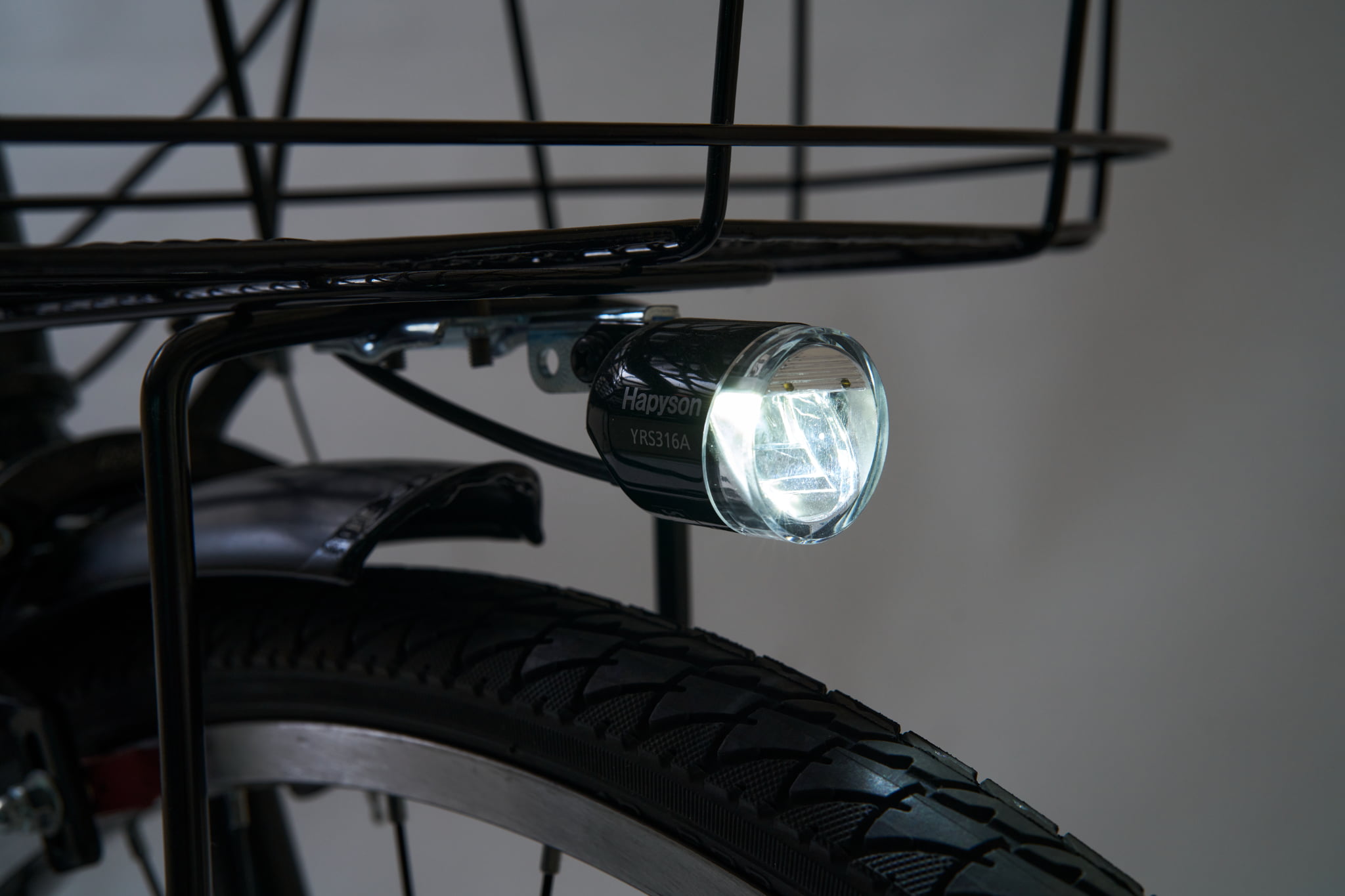 サイモト イーコンシャス クロス 700C マットシルバー 電動アシスト 