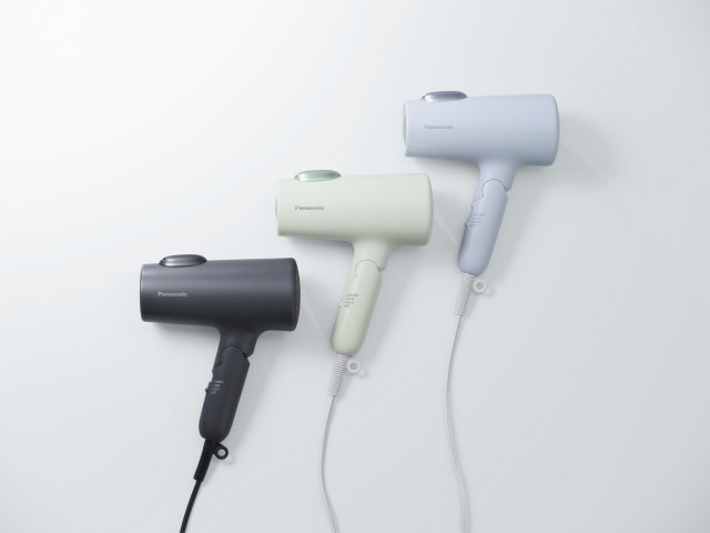 九州で20点限り】Panasonic ヘアードライヤー イオニティ ダークグレー