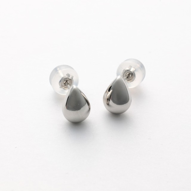 No.1097 スフェーン 平ドロップカット トップ ピアス PT プラチナ プラチナ 地金ピアス（ティアドロップ型） | 【公式】イオン九州
