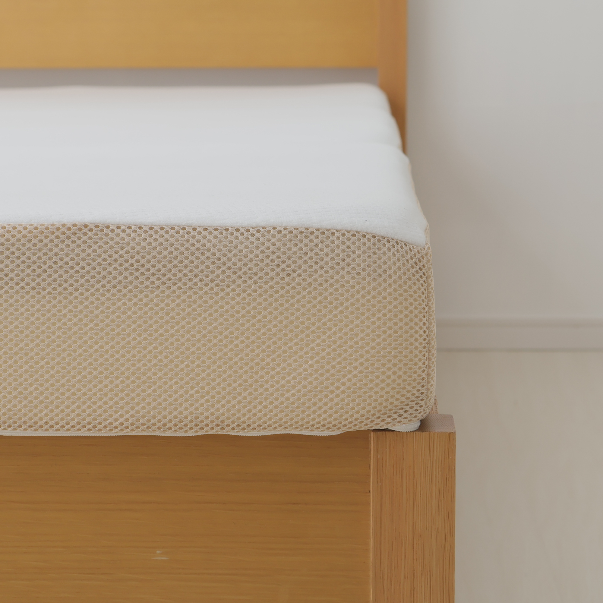 未開封品　ホームコーディ ふんわり包み込む三つ折りマットレス ホームコーディ ふんわり包み込む三つ折りマットレス ホワイト