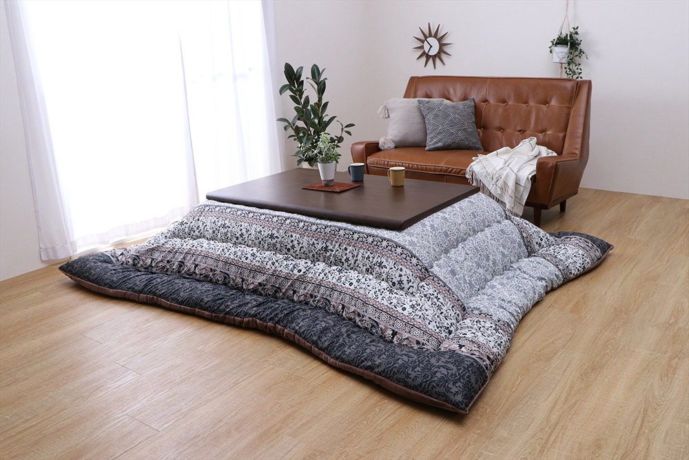 こたつ布団 単品 ふっくら 日本製 エレガンス調 ブラウン 正方形 約205×205cm レイエル  【北海道・沖縄・離島 送料別】 エレガンス柄 こたつ布団 掛け単品 レイエル ブラウン 約205×205cm【10