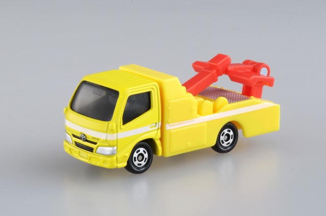 ホビー・ゲーム トミカ No.5 トヨタ ダイナ レッカー車 | 【公式
