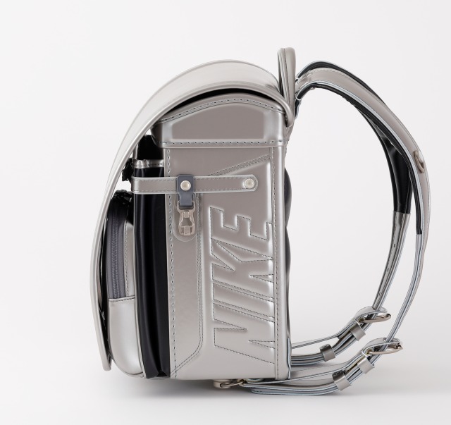 ご好評につき完売】NIKE（ナイキ）ランドセル シルバー×ブラック