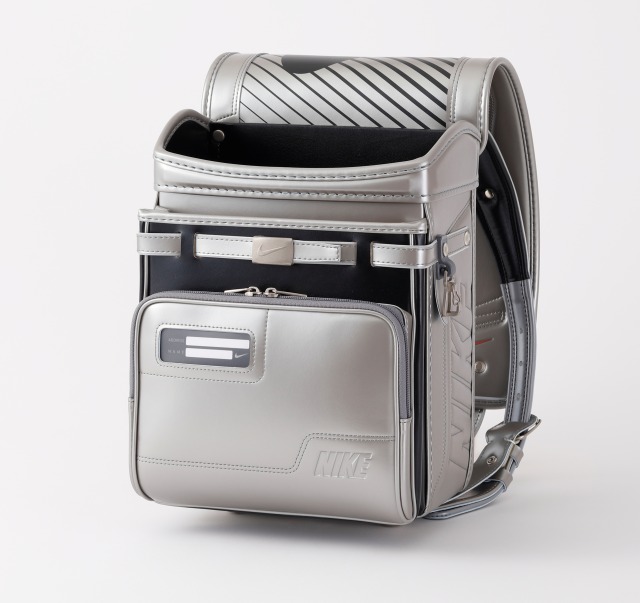 ご好評につき完売】NIKE（ナイキ）ランドセル シルバー×ブラック