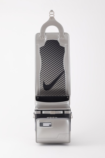 ご好評につき完売】NIKE（ナイキ）ランドセル シルバー×ブラック
