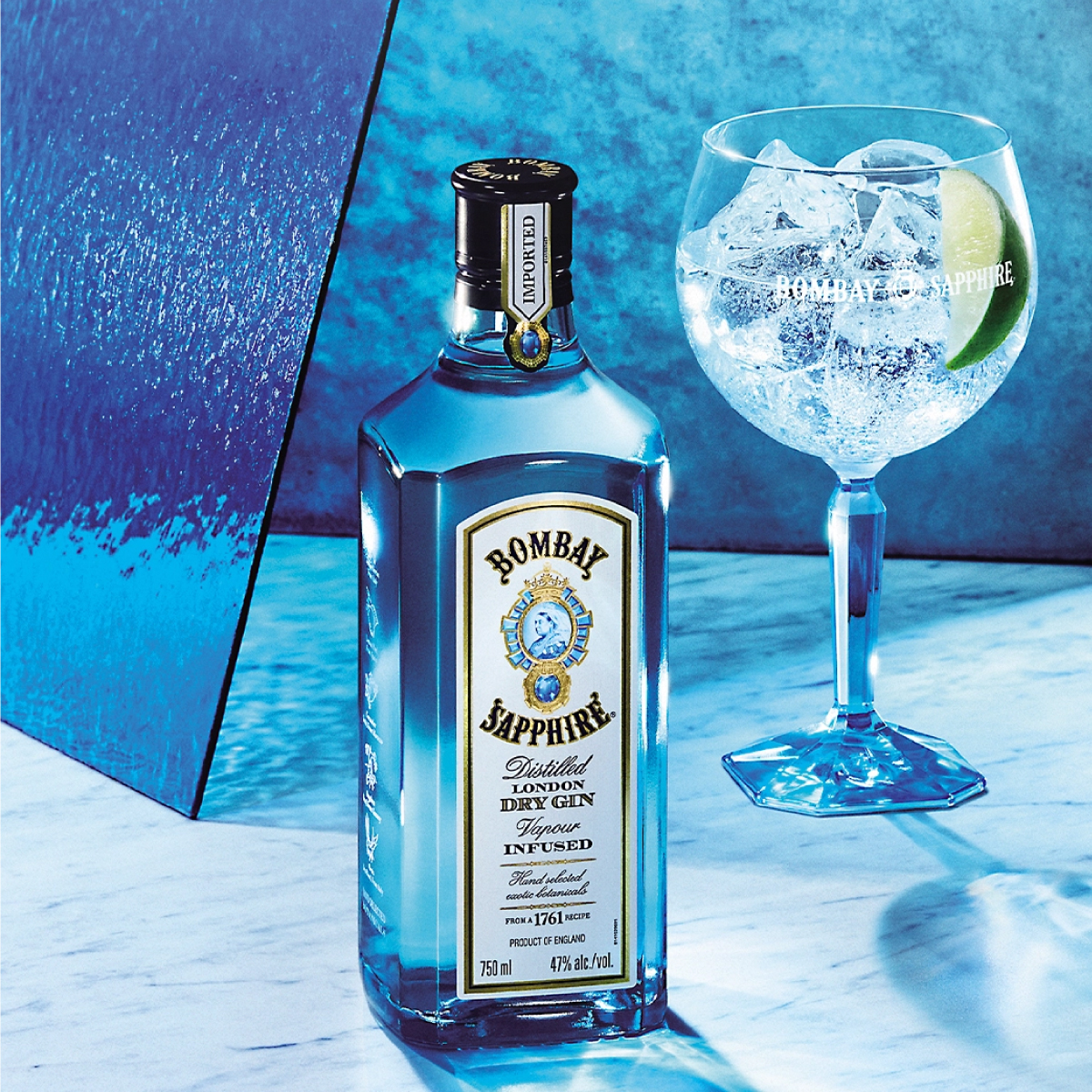 ボンベイサファイアのバーキット ボンベイ・サファイア 750ml バルーングラスセット ※オンライン